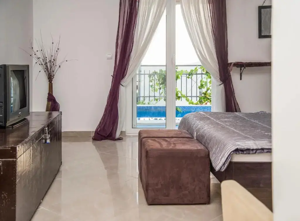 Баошичи: Villa Marko