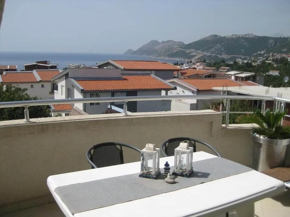 Добро Вода: Guest House Villa Alea