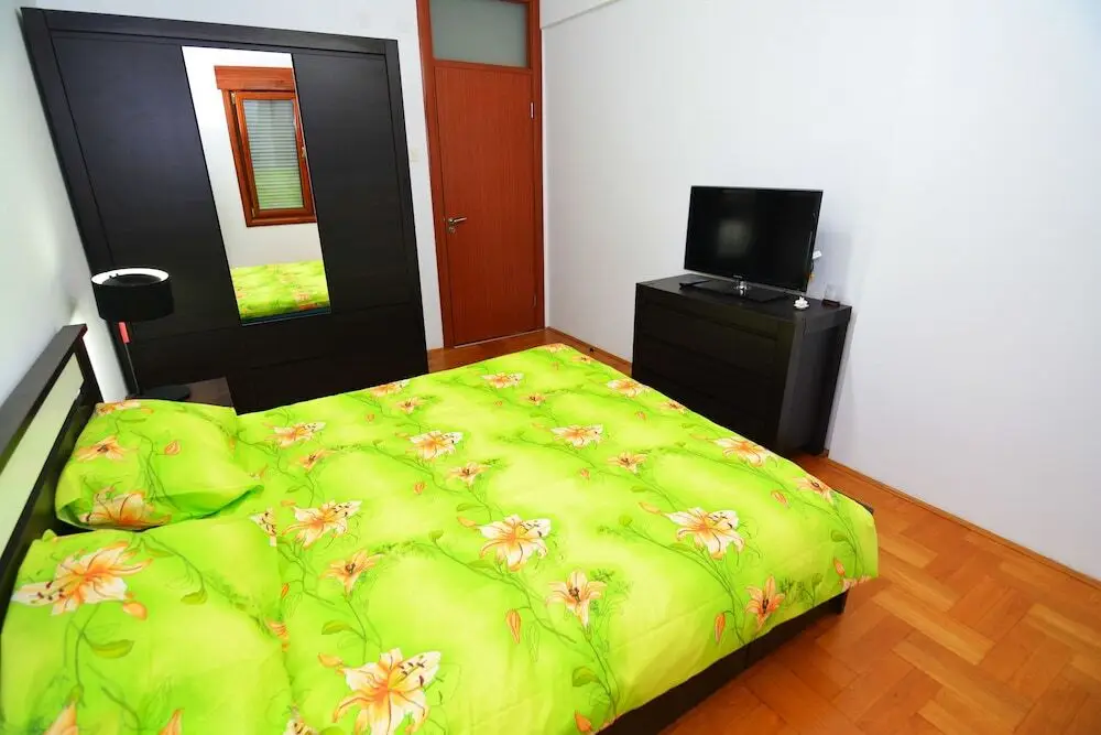 Тиват: Hana Apartment