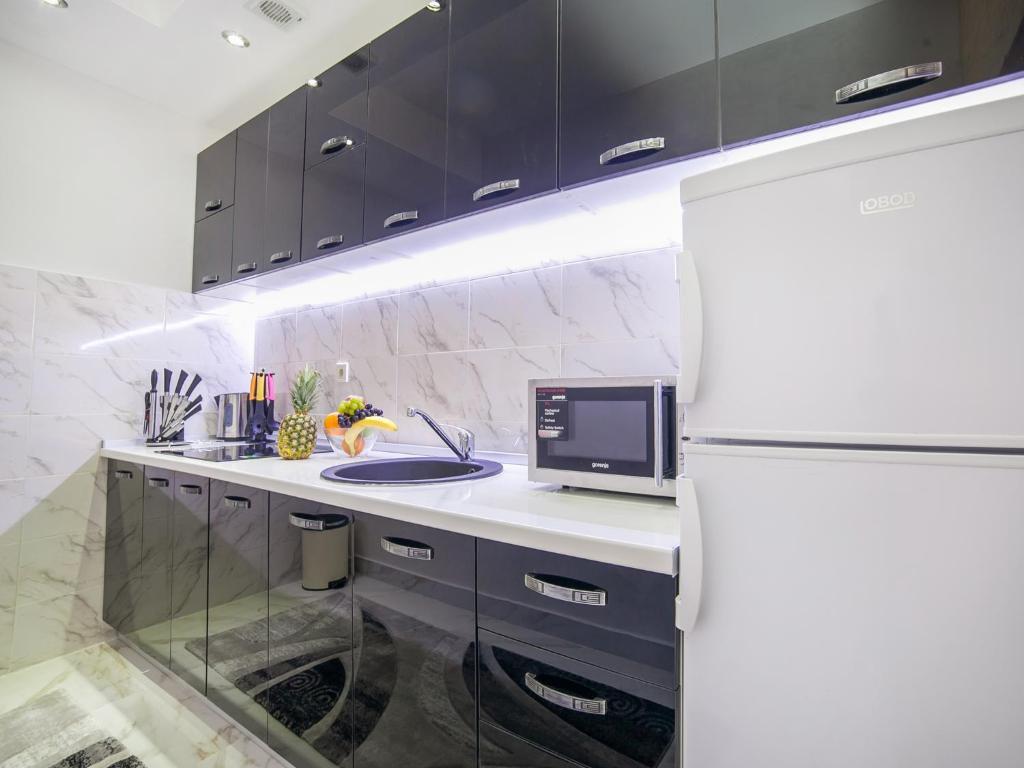 Доброта: Apartment Lampion