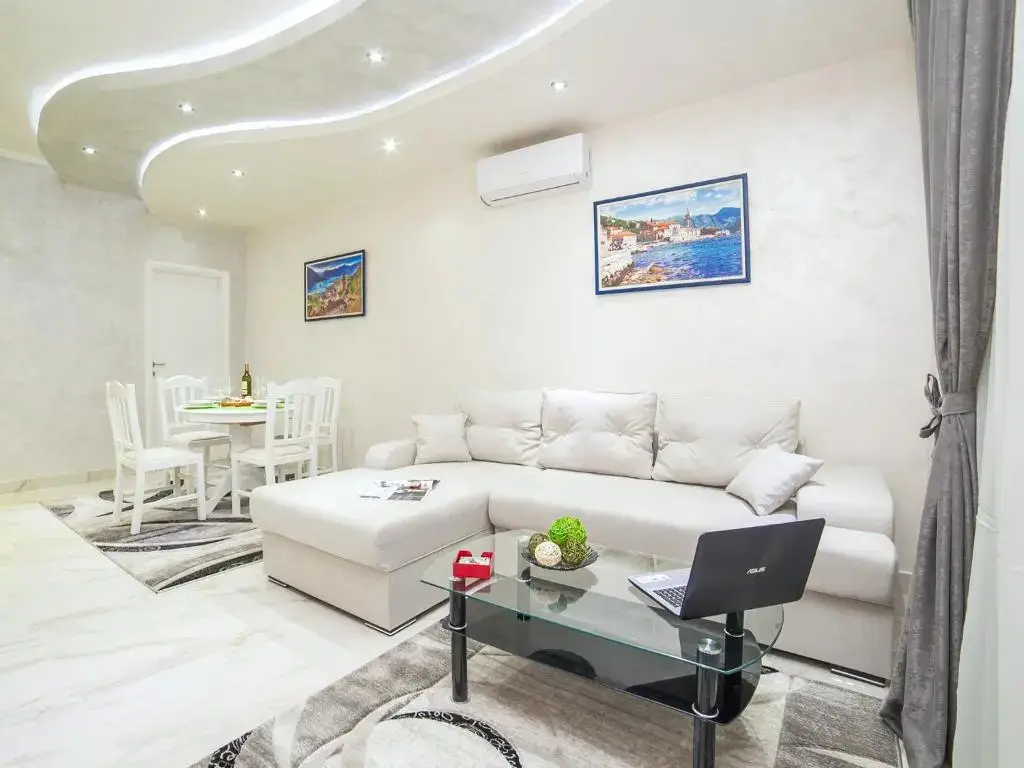 Доброта: Apartment Lampion
