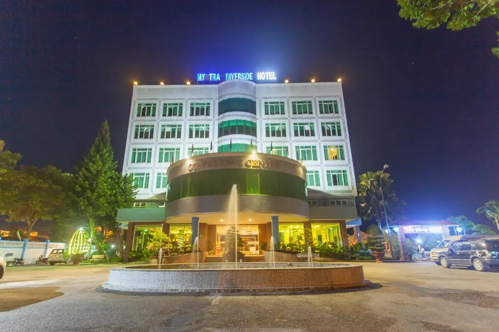 Куангнгай: My Tra Riverside Hotel