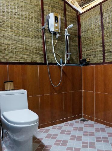 Бенче: Coco Riverside Lodge