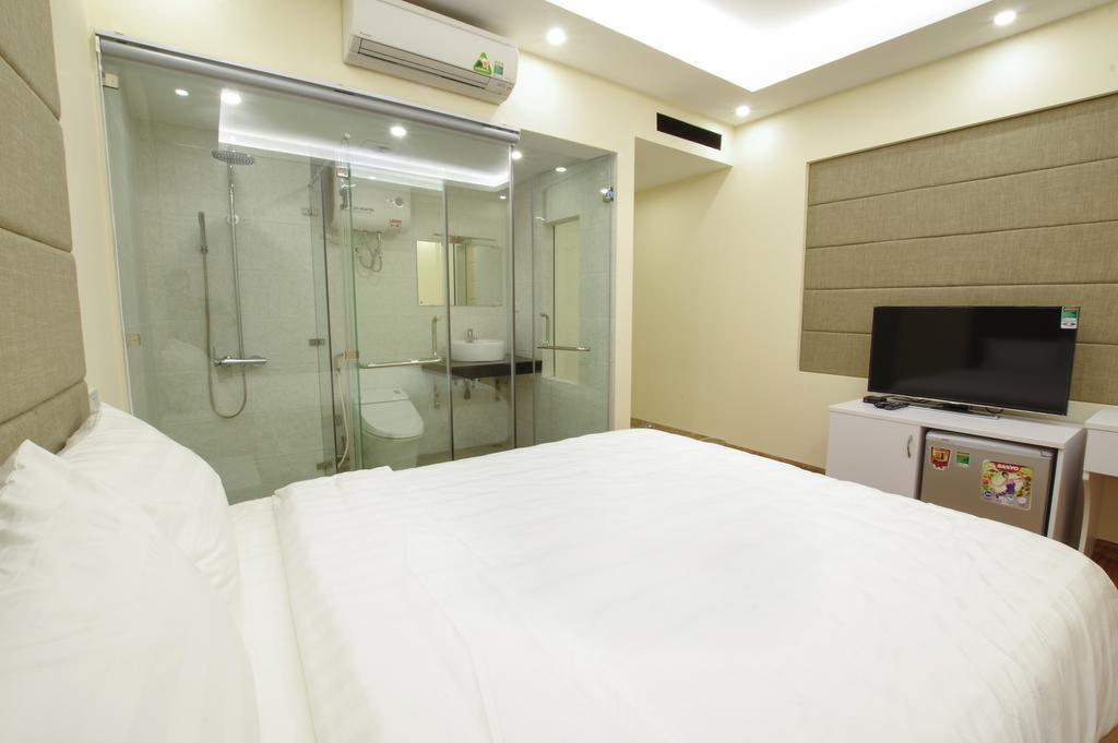 Ханой: UrHome Apartment  Hotel