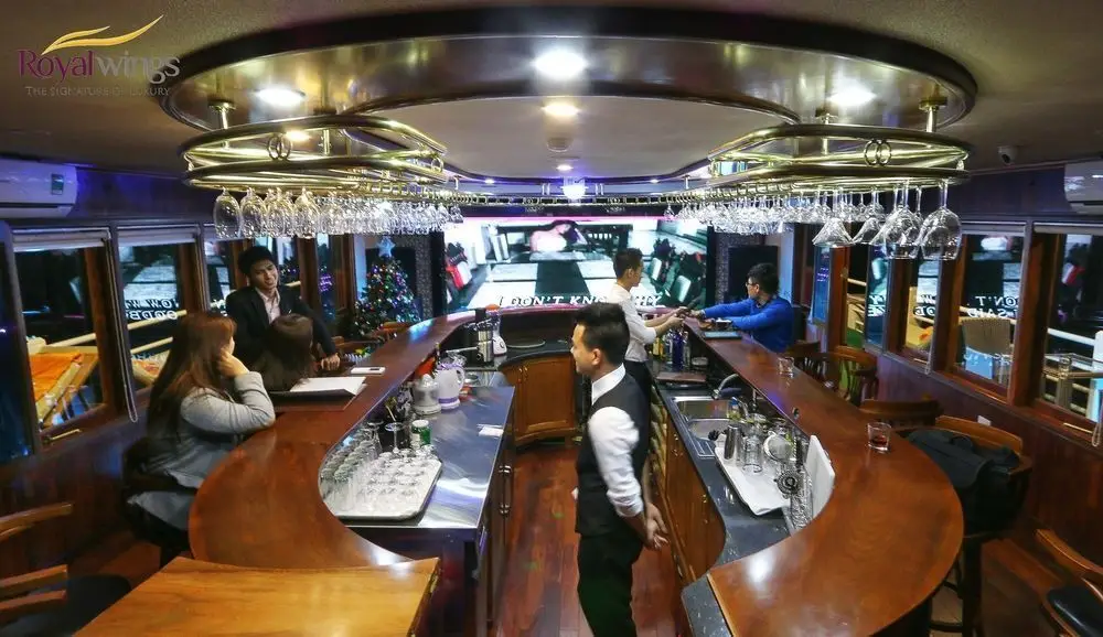 Халонг: Royal Wings Cruise