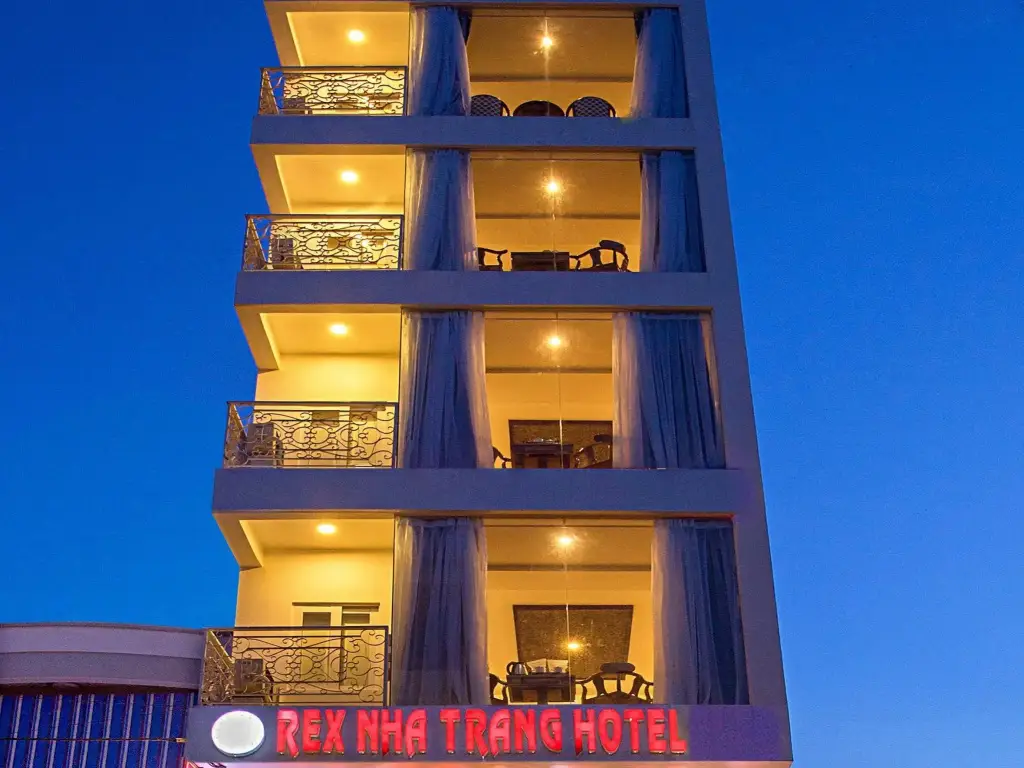Нячанг: Rex Hotel and Apartment