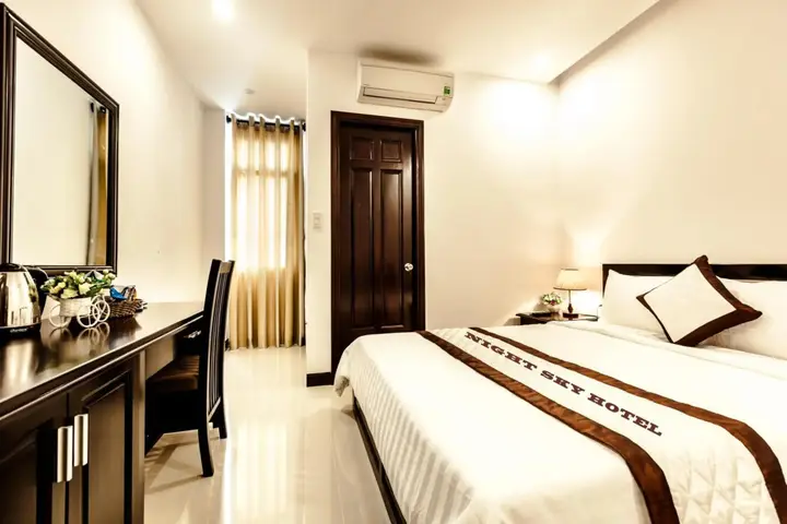 Дананг: Night Sky Hotel