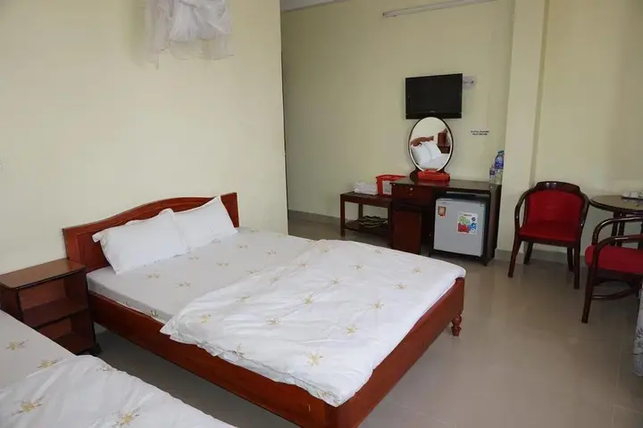 Далат: An Thuy Hotel