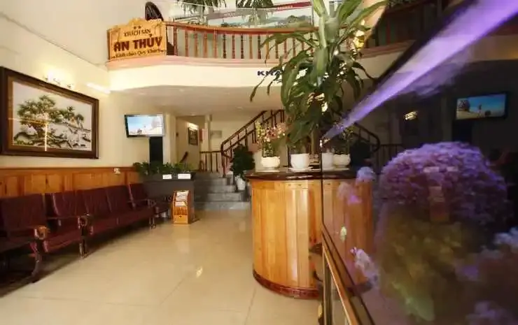 Далат: An Thuy Hotel