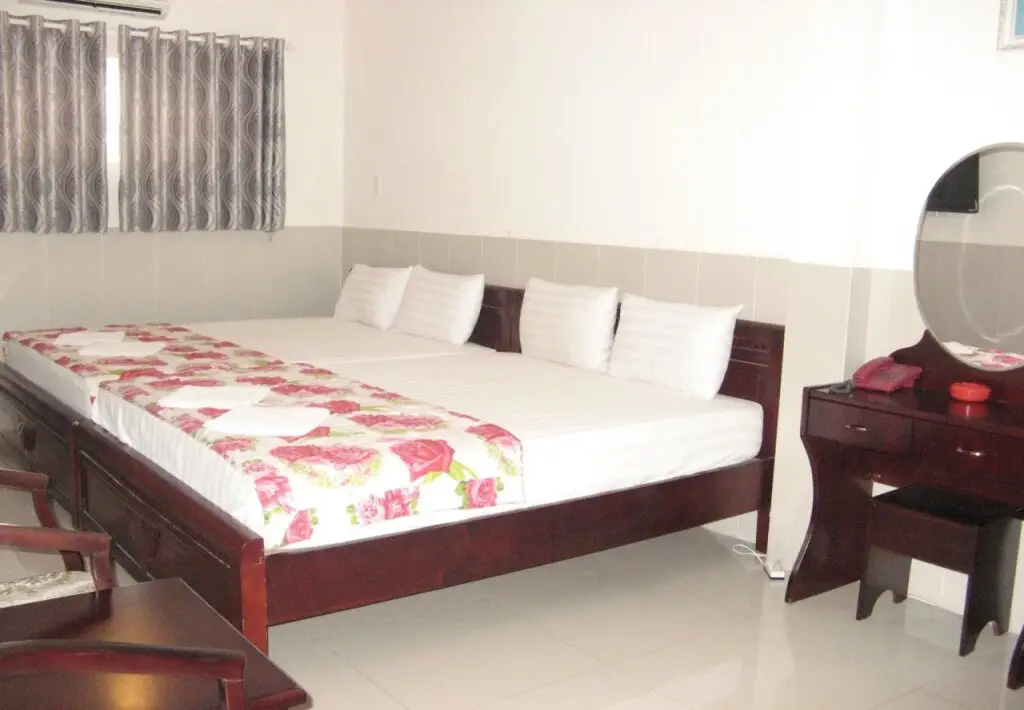 Хошимин: Hoang Long Hotel