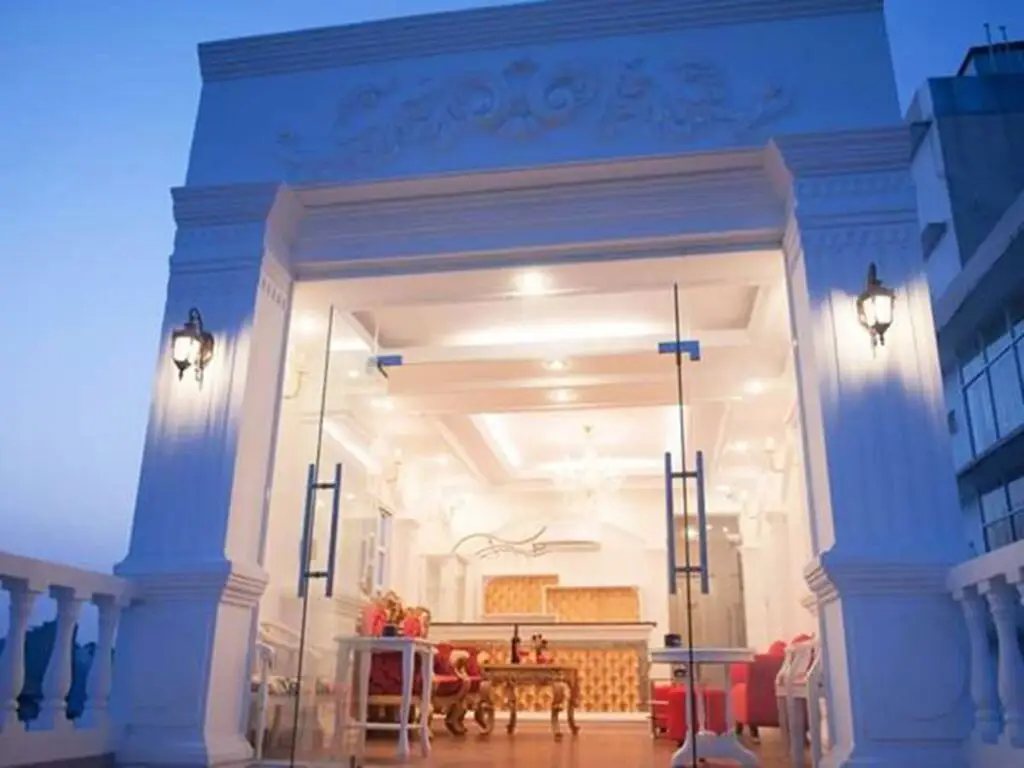 Хошимин: Phung Hoang Gold Palace