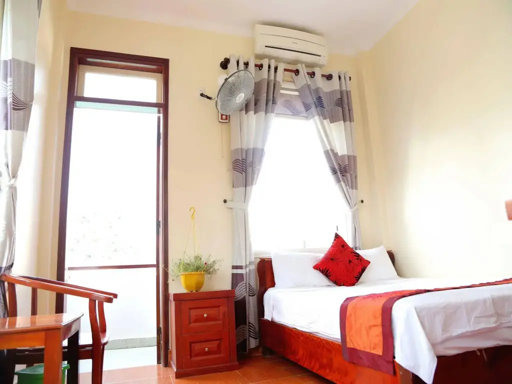 Фонг Ня: Thien Thanh Hotel