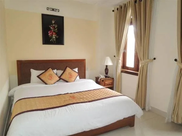 Хюэ: Huyen Trang Hotel