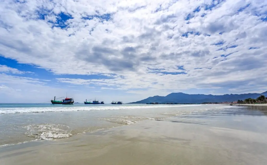 Нин Хоа: Quyet Thang Doc Let Hotel & Beach