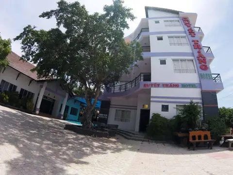 Quyet Thang Doc Let Hotel & Beach — фото 1