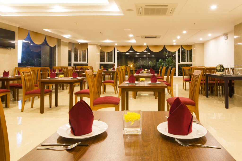 Нячанг: Regalia Hotel