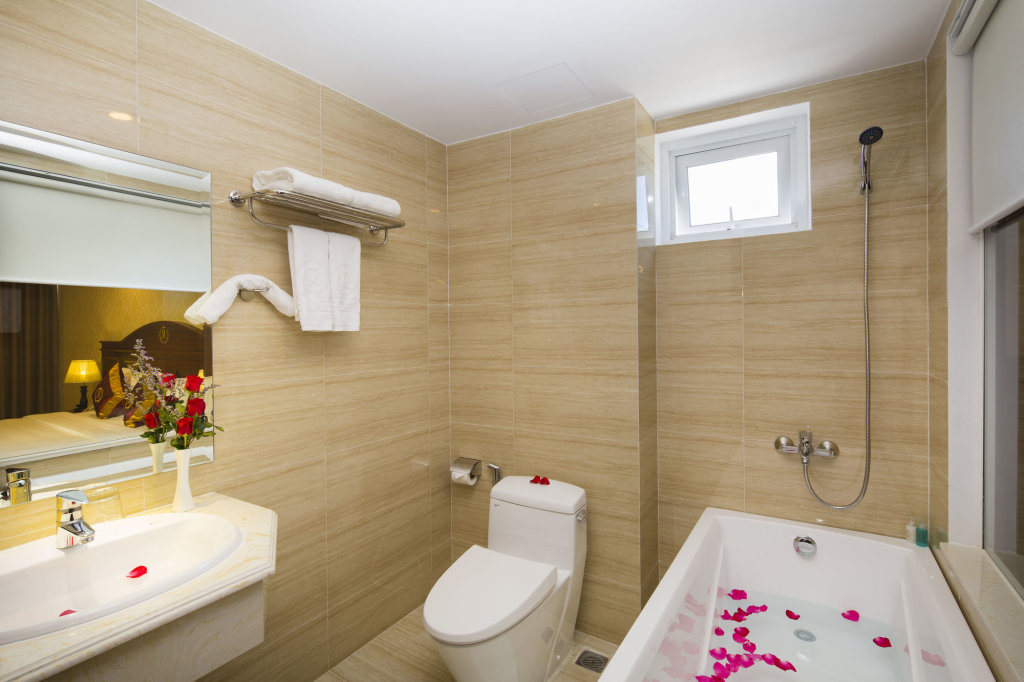 Нячанг: Regalia Hotel