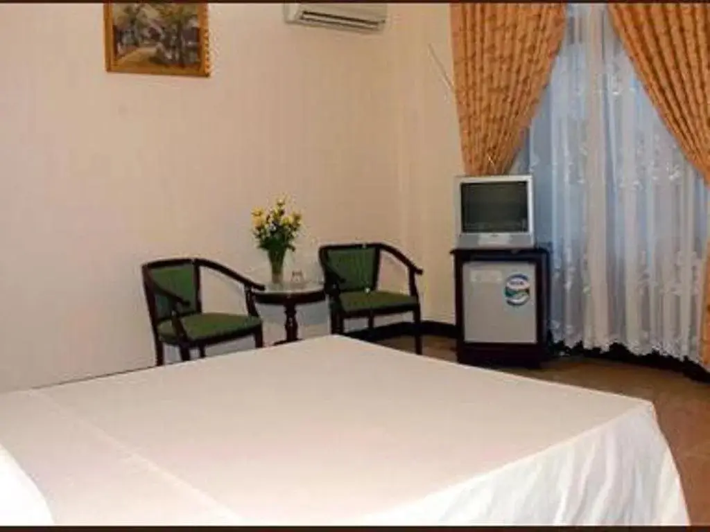 Хюэ: Thai Y Hotel