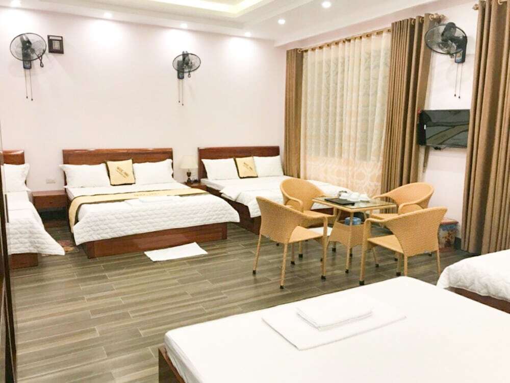 Ван Дон: Ngoc Anh Hotel
