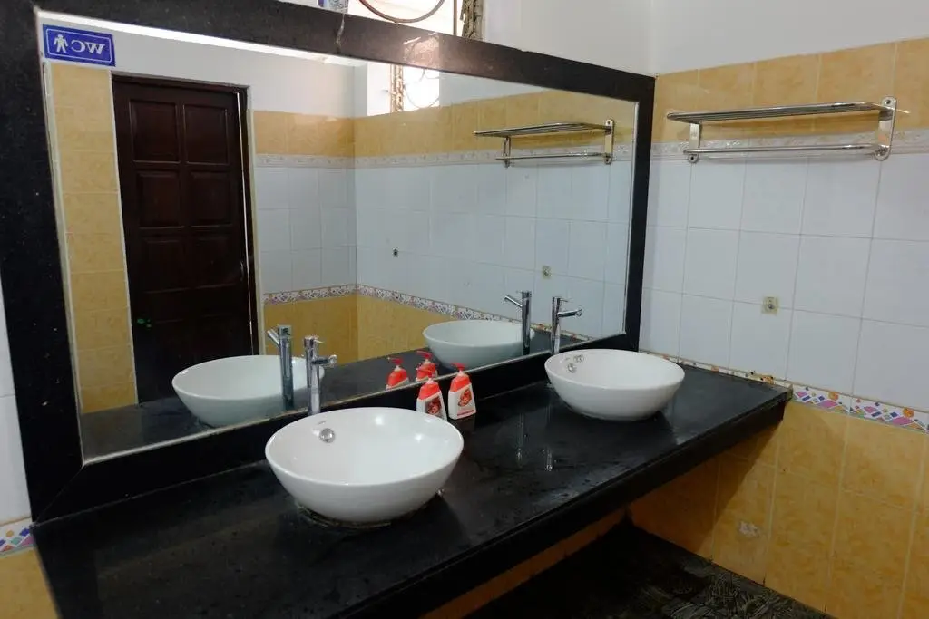 Лангшон: Phú Quý Hotel