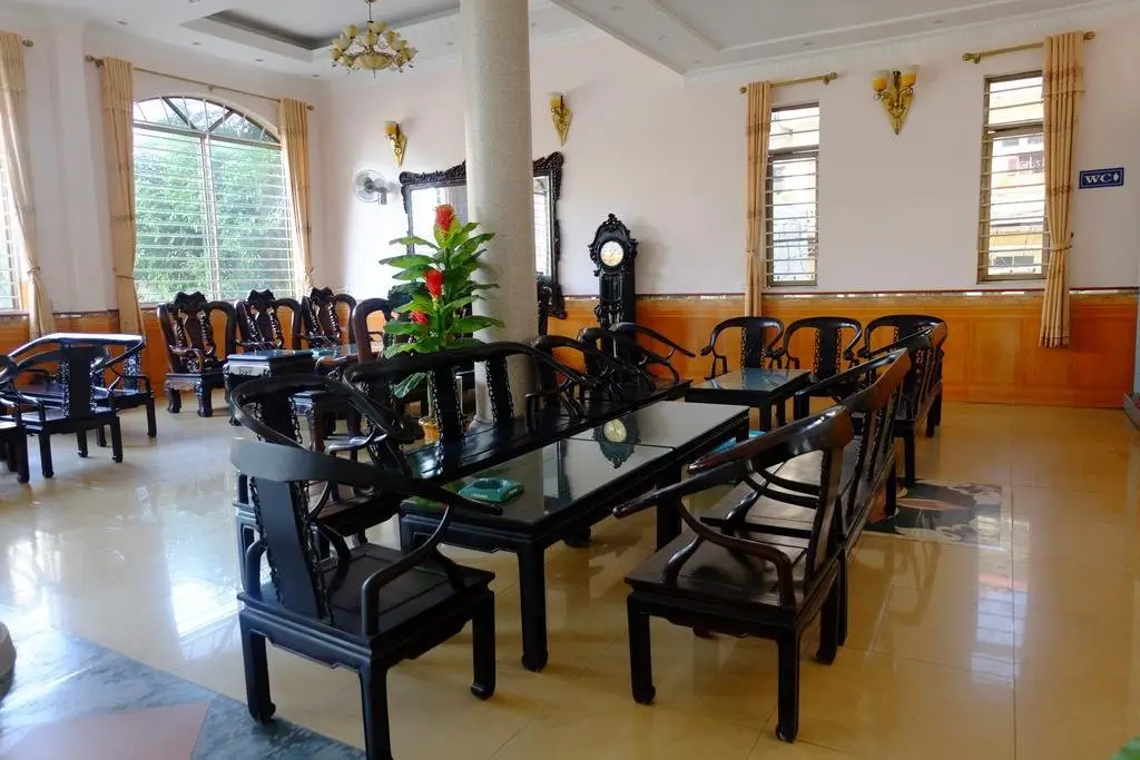 Лангшон: Phú Quý Hotel