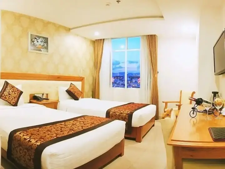 Дананг: Royal Family Hotel Da Nang