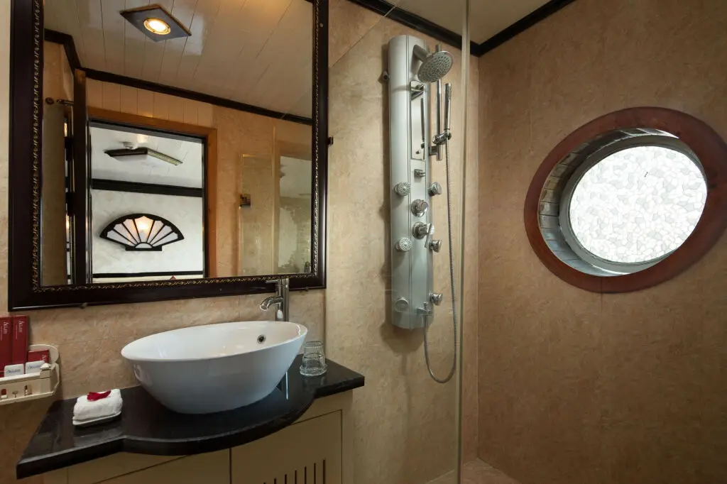 Халонг: Aclass Legend Cruise Halong Bay