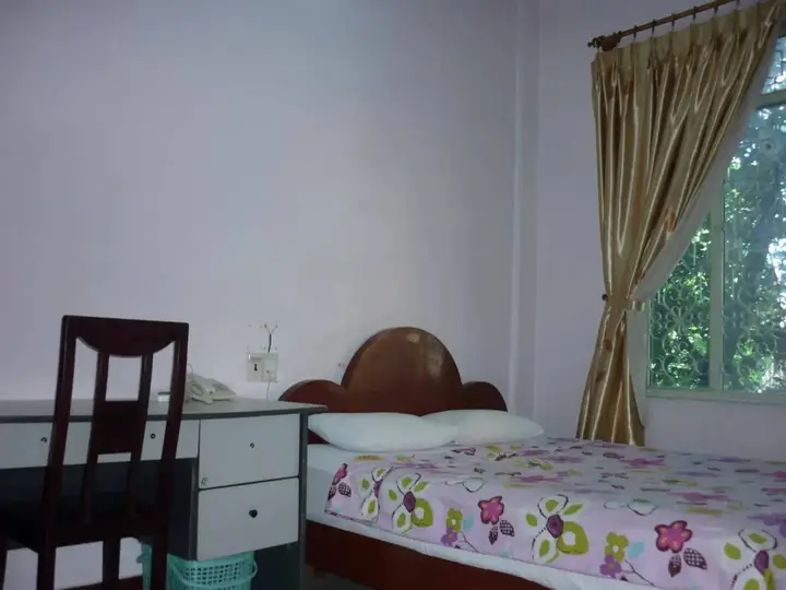 Хюэ: Thang Long Hotel