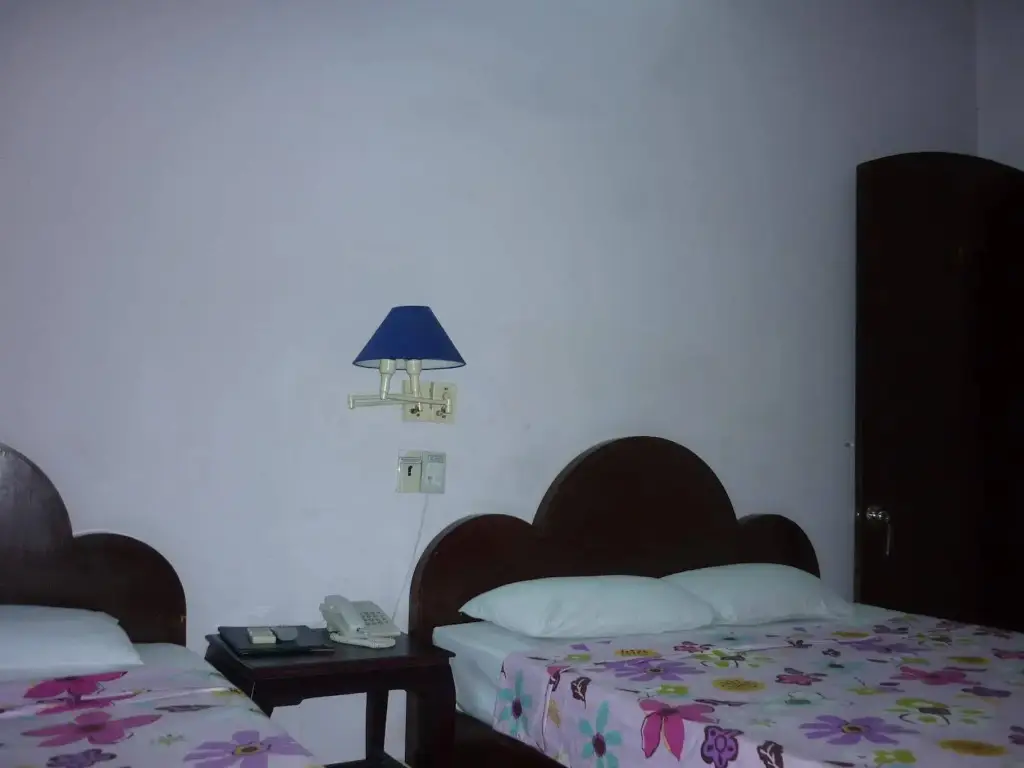 Хюэ: Thang Long Hotel