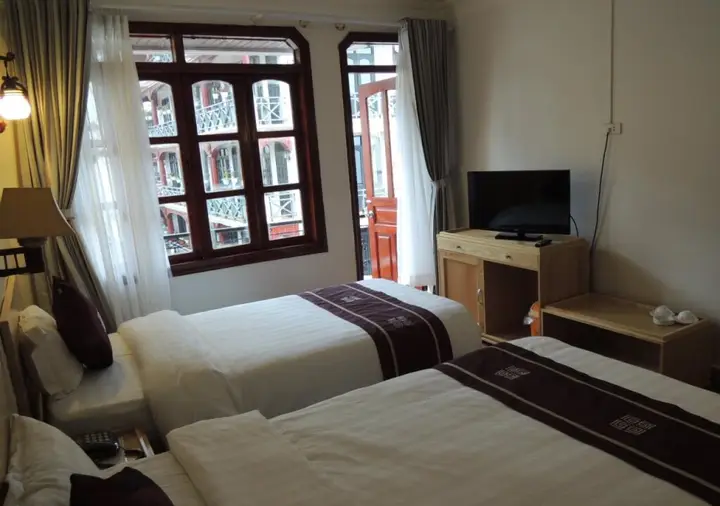 Шапа: Mountain View Hotel - Hostel