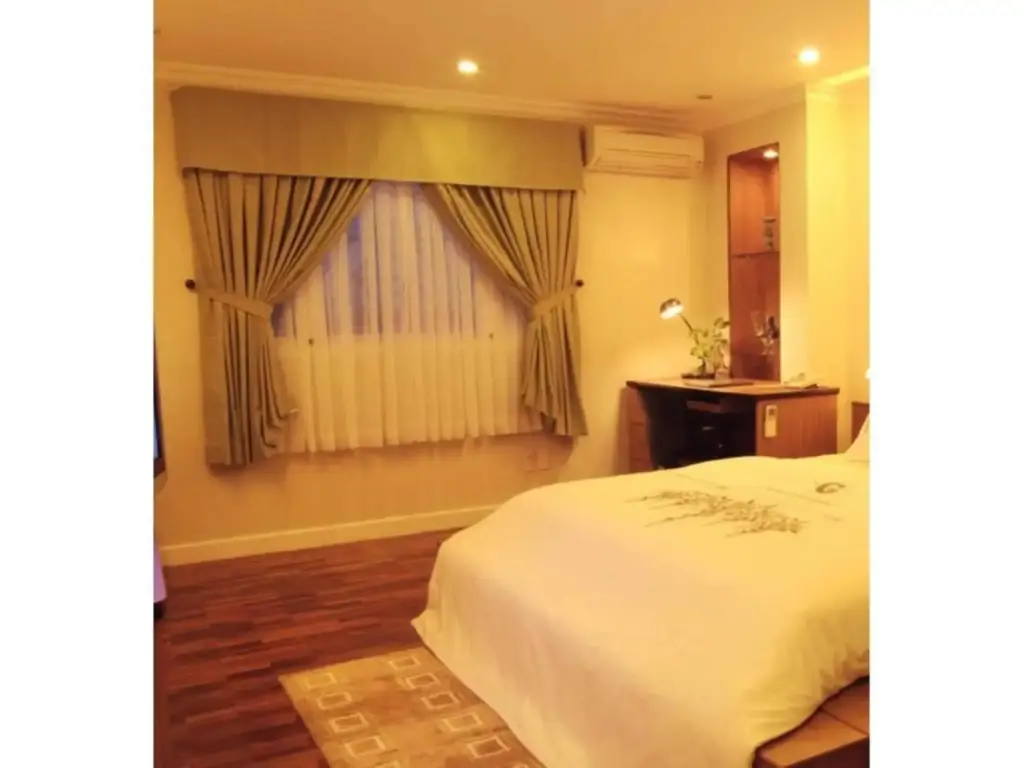 Хошимин: Golden Globe Apartment