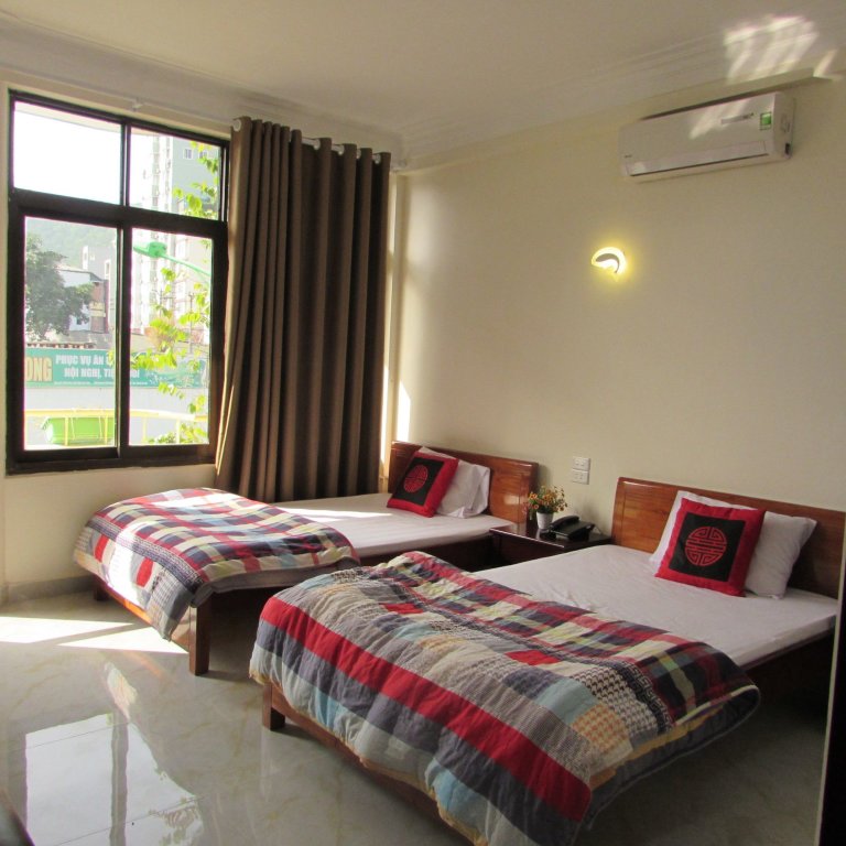 Халонг: Viet Nhat Halong Hotel
