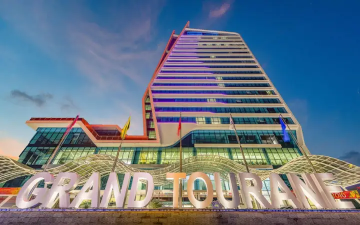 Дананг: Grand Tourane Hotel