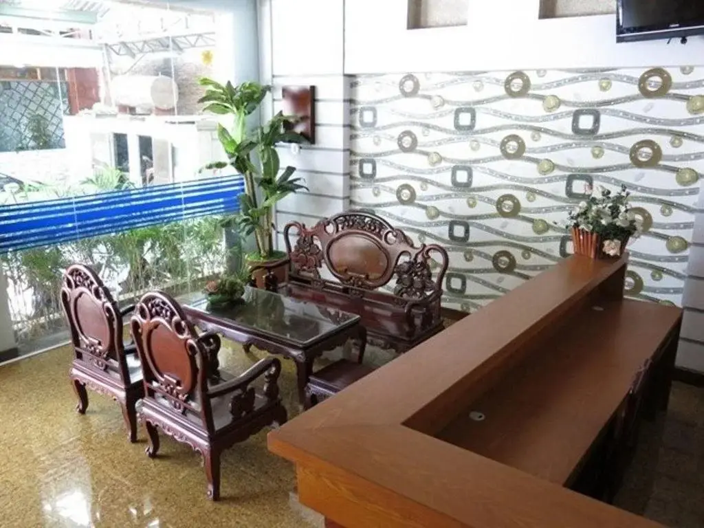 Thinh Phuong Nam Hotel — фото 1