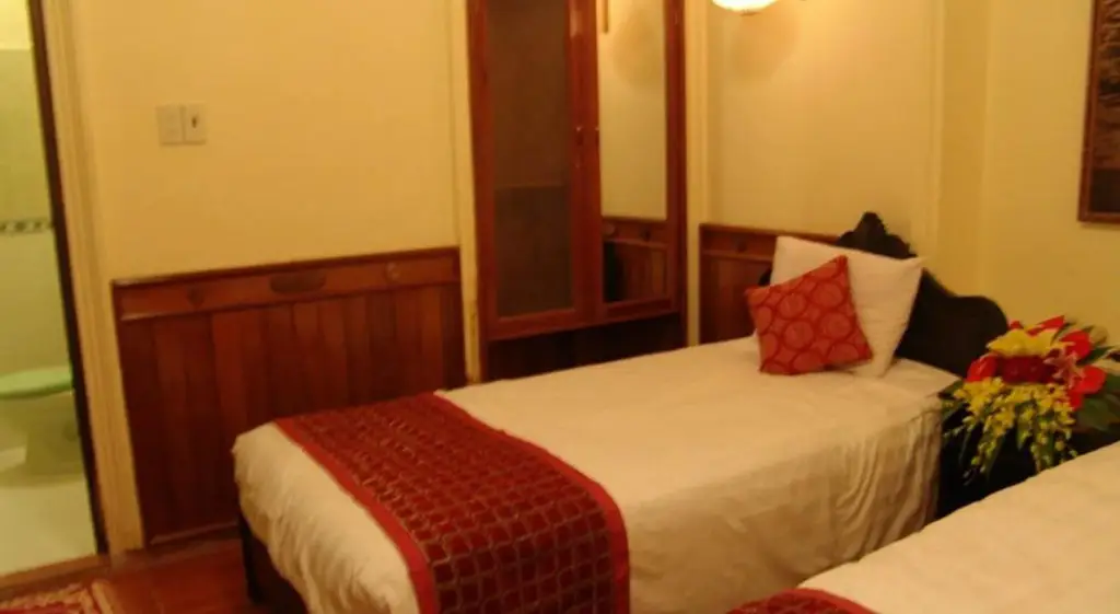 Хюэ: Hue Home Hotel