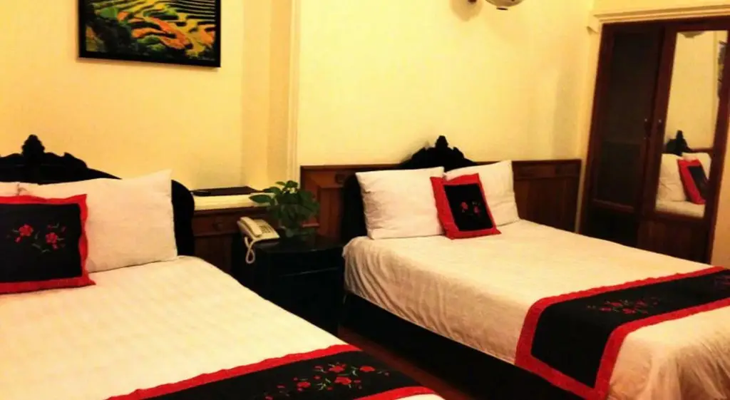 Хюэ: Hue Home Hotel