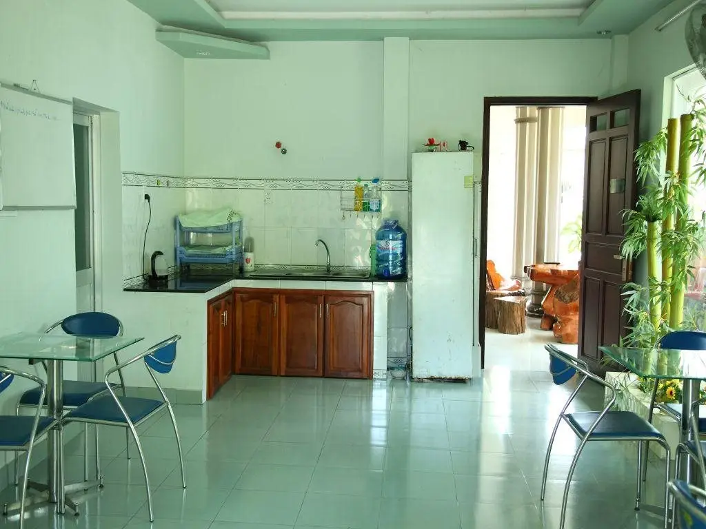 Тхузаумот: Truc Xanh Hotel