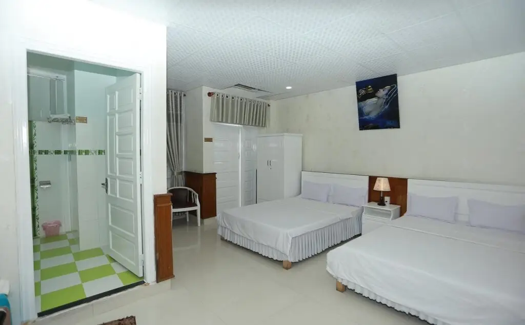 Thanh Long Hotel — фото 1