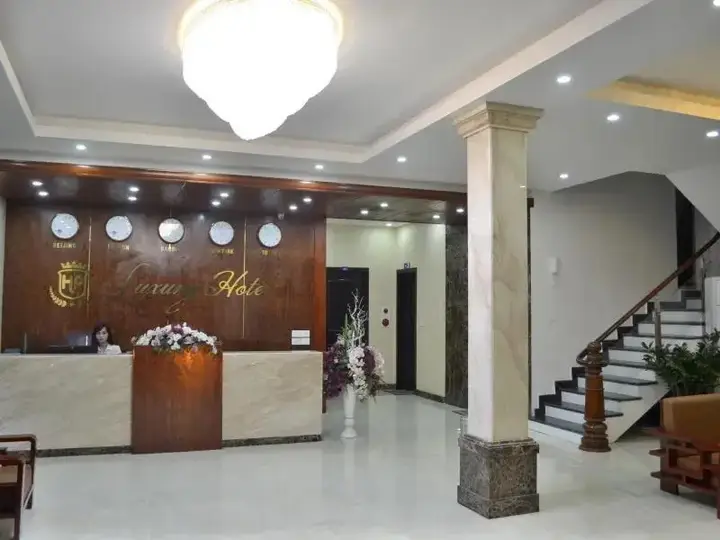 Халонг: Luxury Hotel