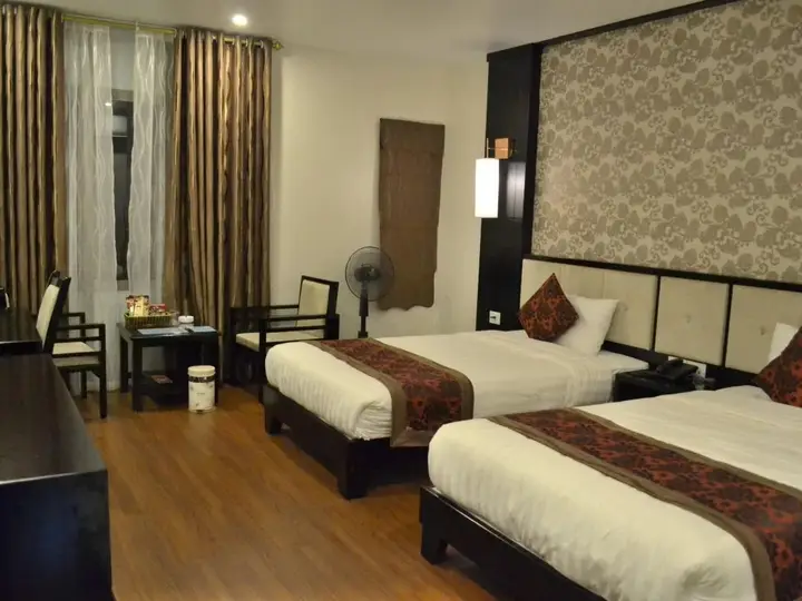 Халонг: Luxury Hotel