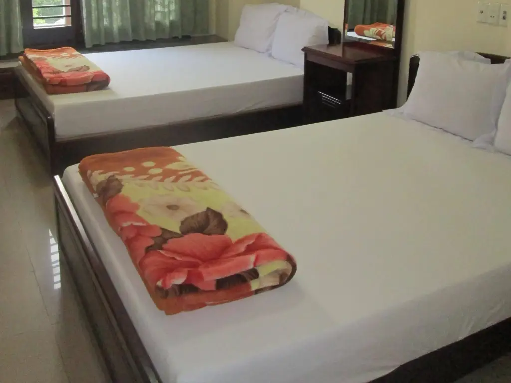 Хюэ: Hotel Cyclist