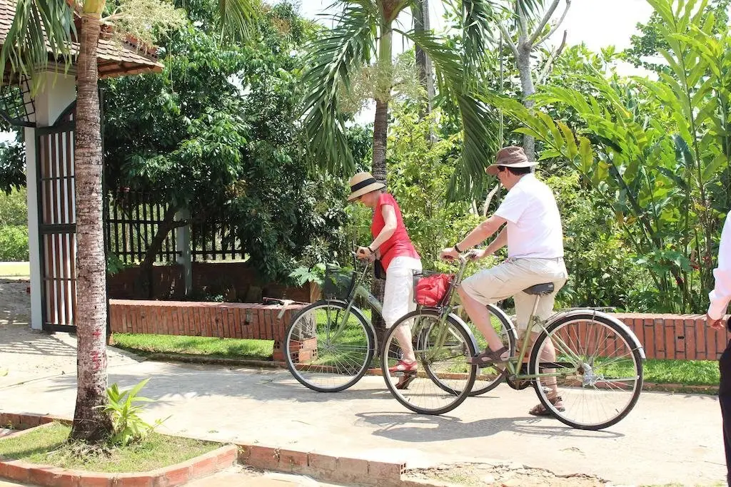 Пху Винх: Tra Vinh Lodge
