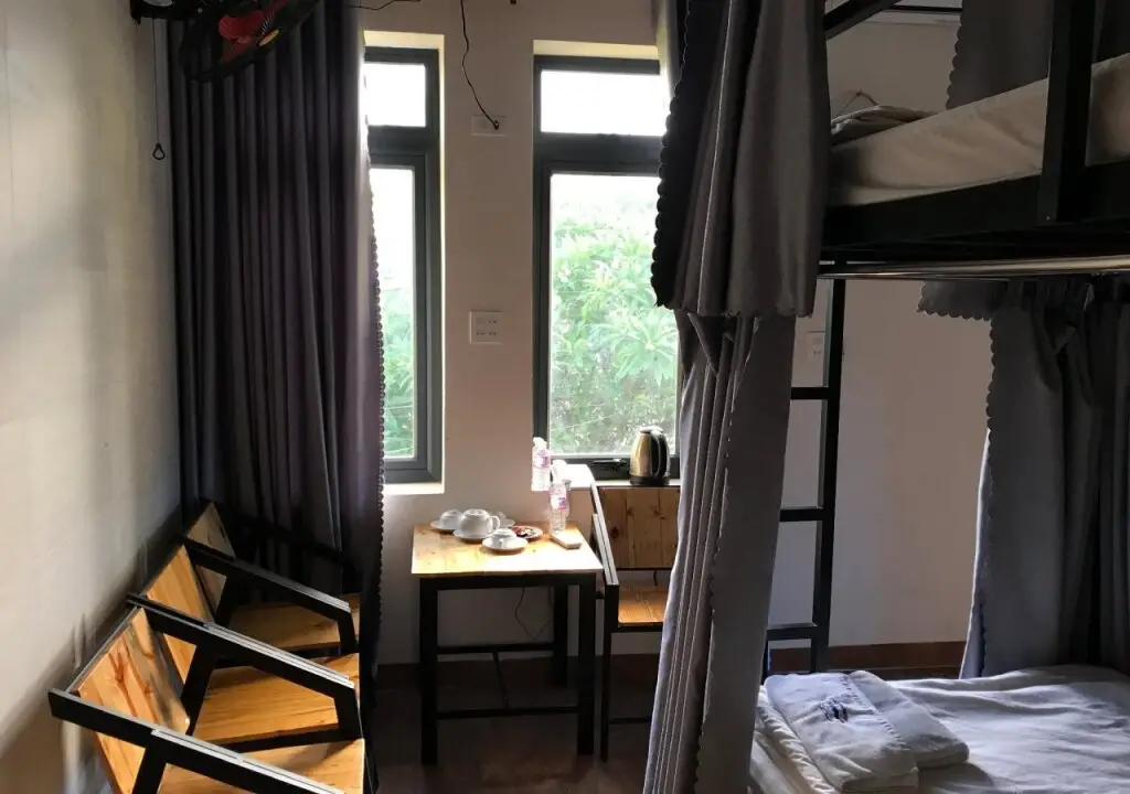 Туй-Хоа: Nhiet Doi Hotel