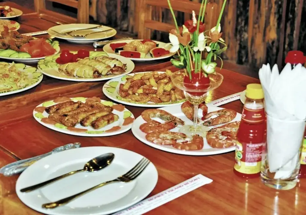 Халонг: Monkey Island Resort