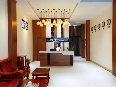 Garnet Hotel — фото 1