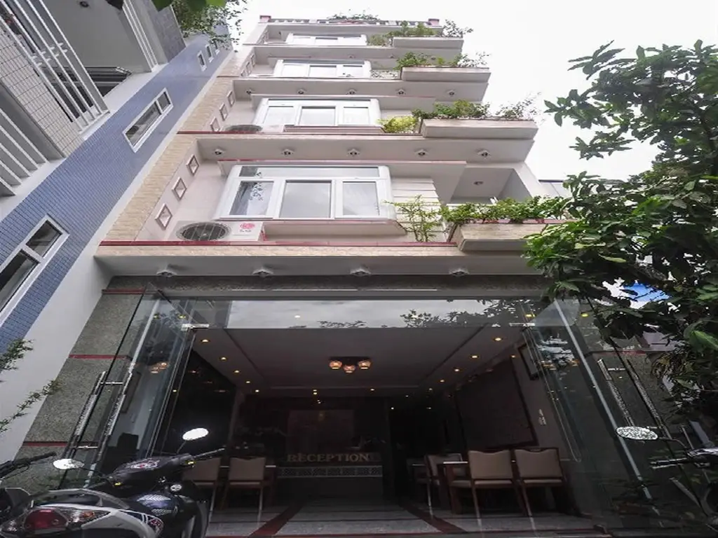 Хюэ: Ruby Hotel