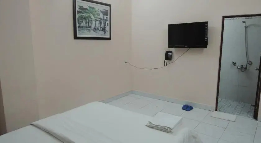 Хошимин: Peace Hotel