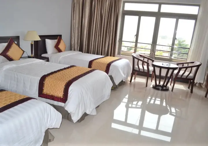 Халонг: Bong Sen Ha Long Hotel