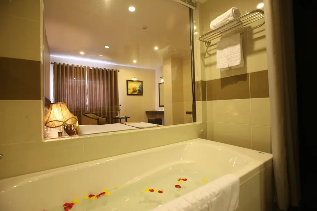 Хайфон: Lac Long Hotel Hai Phong