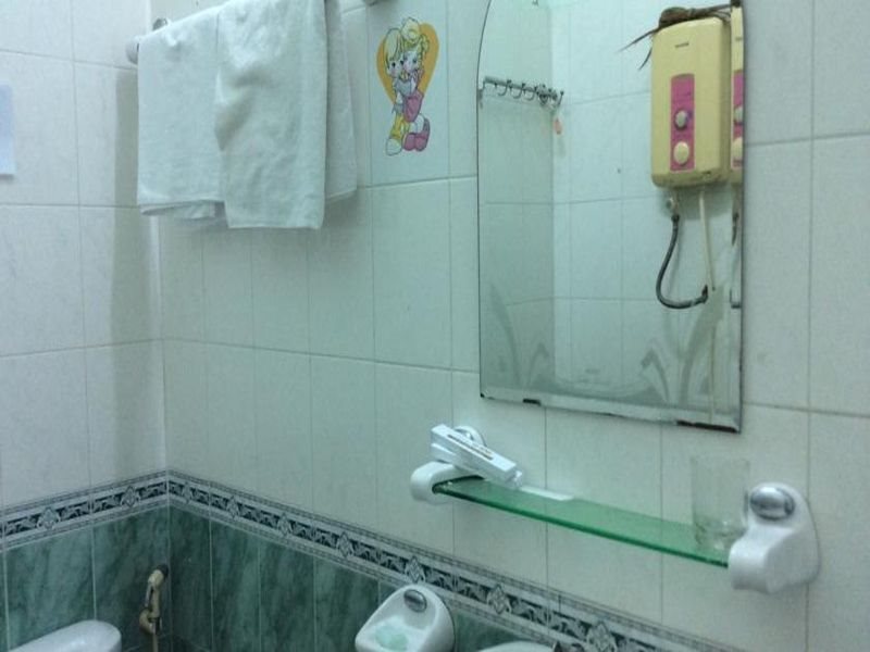 Vu Binh Hotel — фото 1
